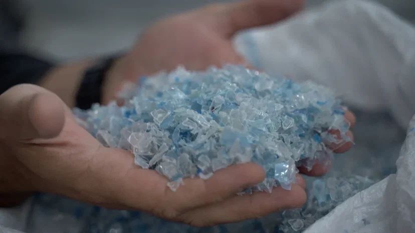 2 тысячи тонн ПЭТ-хлопьев из 80 млн бутылок - «РТ-Инвест» переработал за месяц рекордное количество пластика 2 тысячи тонн ПЭТ-хлопьев из 80 млн бутылок - «РТ-Инвест» переработал за месяц рекордное количество пластика